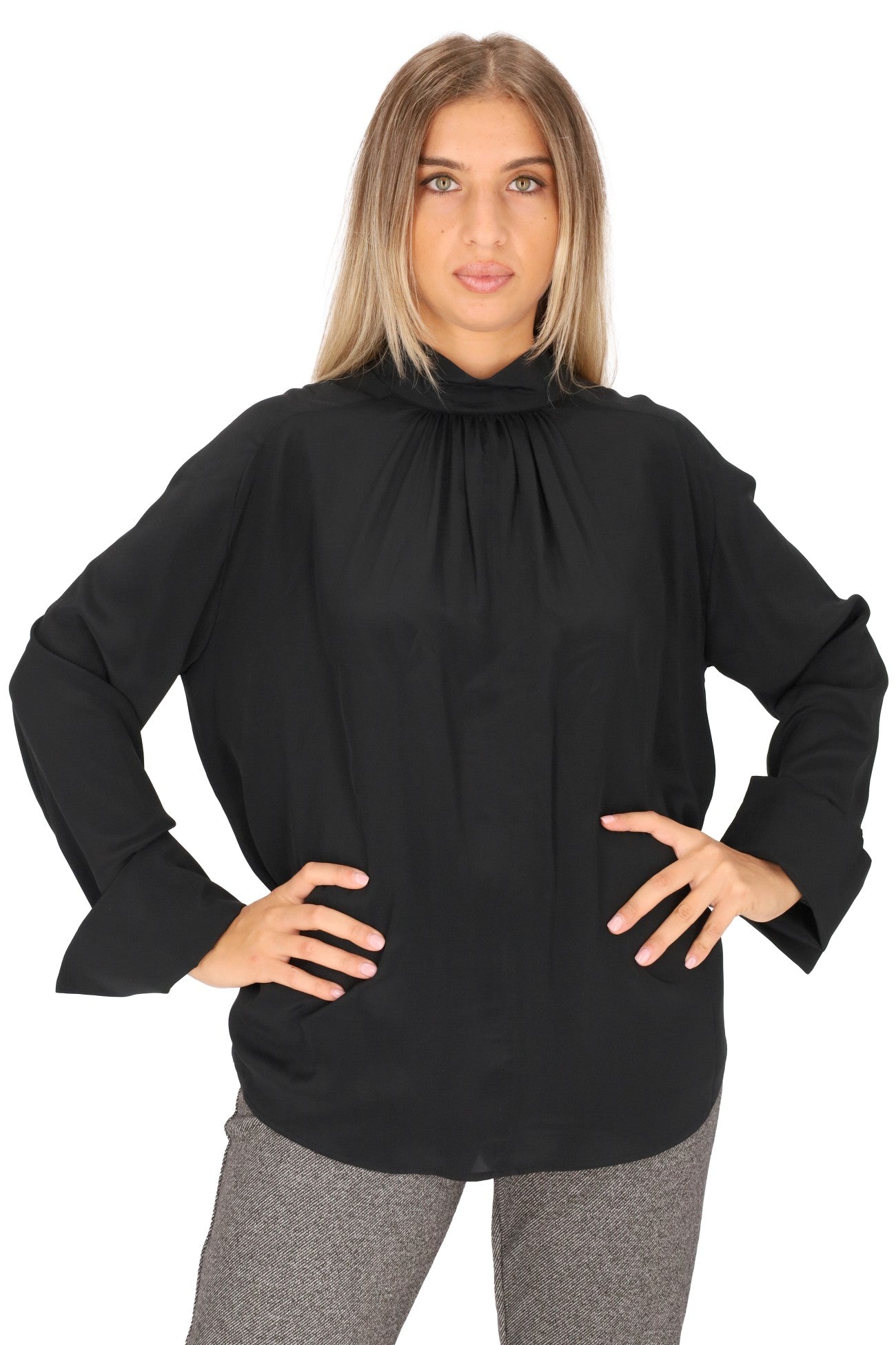 NERO | JIJIL - D BL094 Blusa