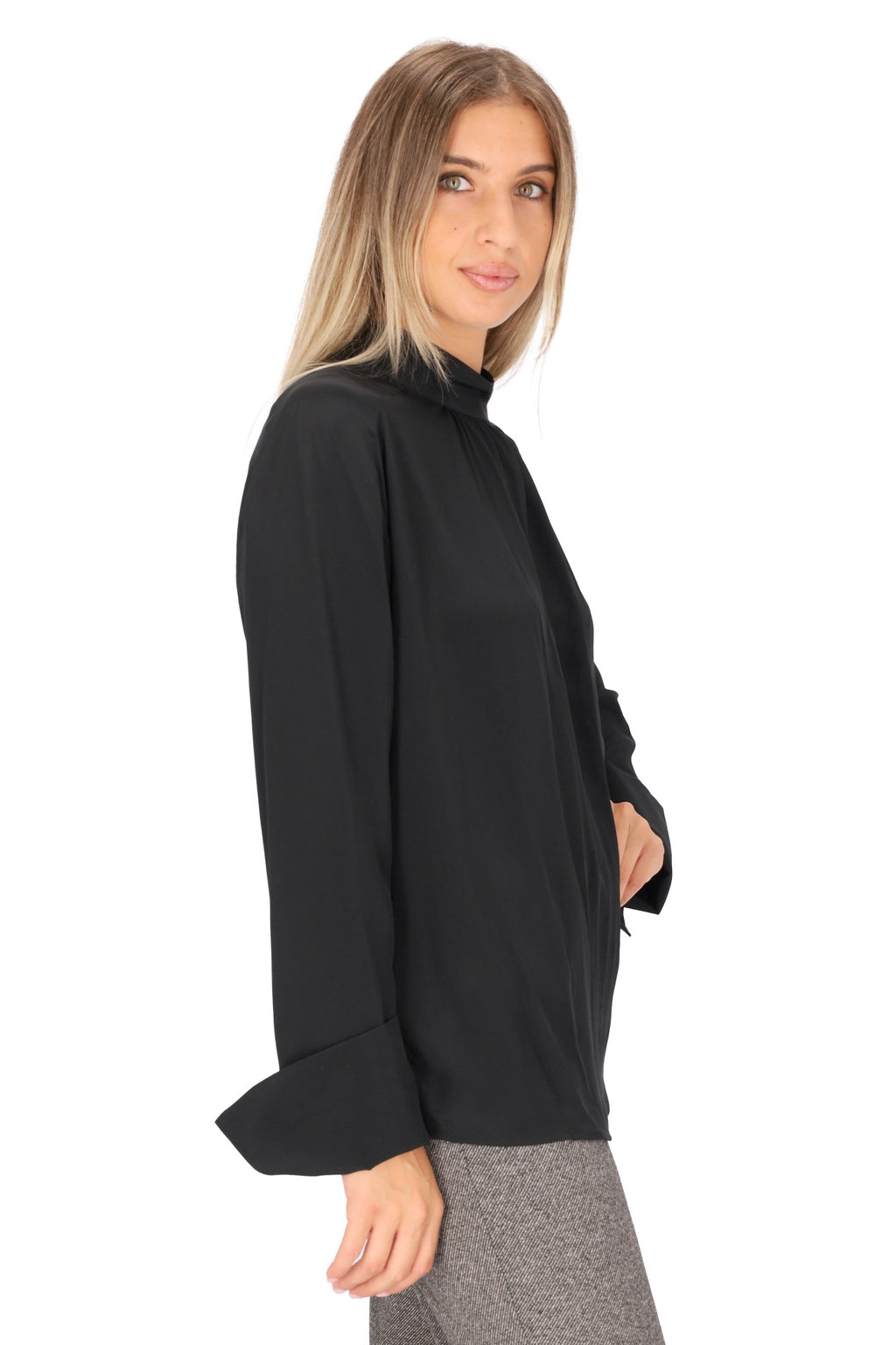 NERO | JIJIL - D BL094 Blusa
