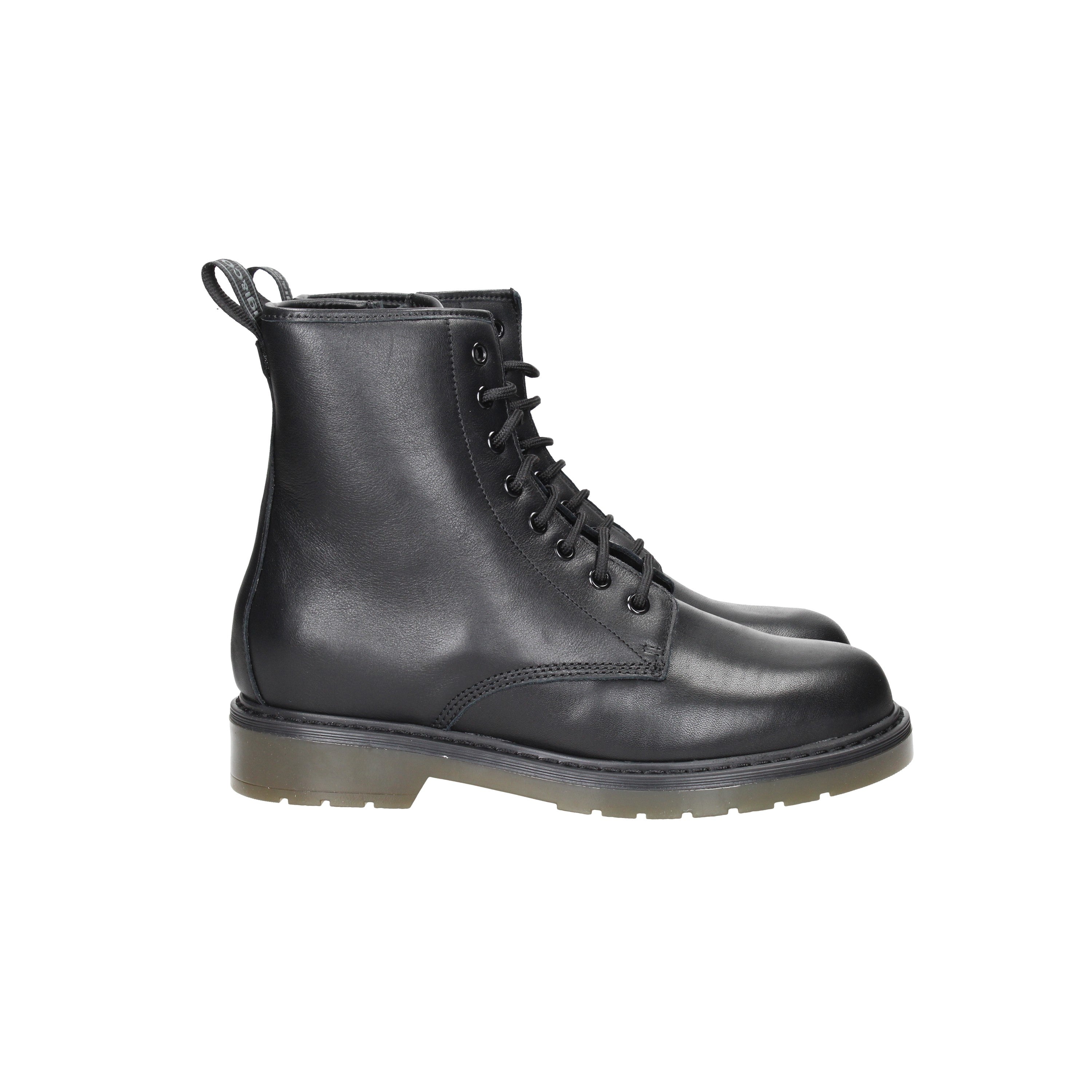 NERO | IGI & CO - D 6686700 Anfibio