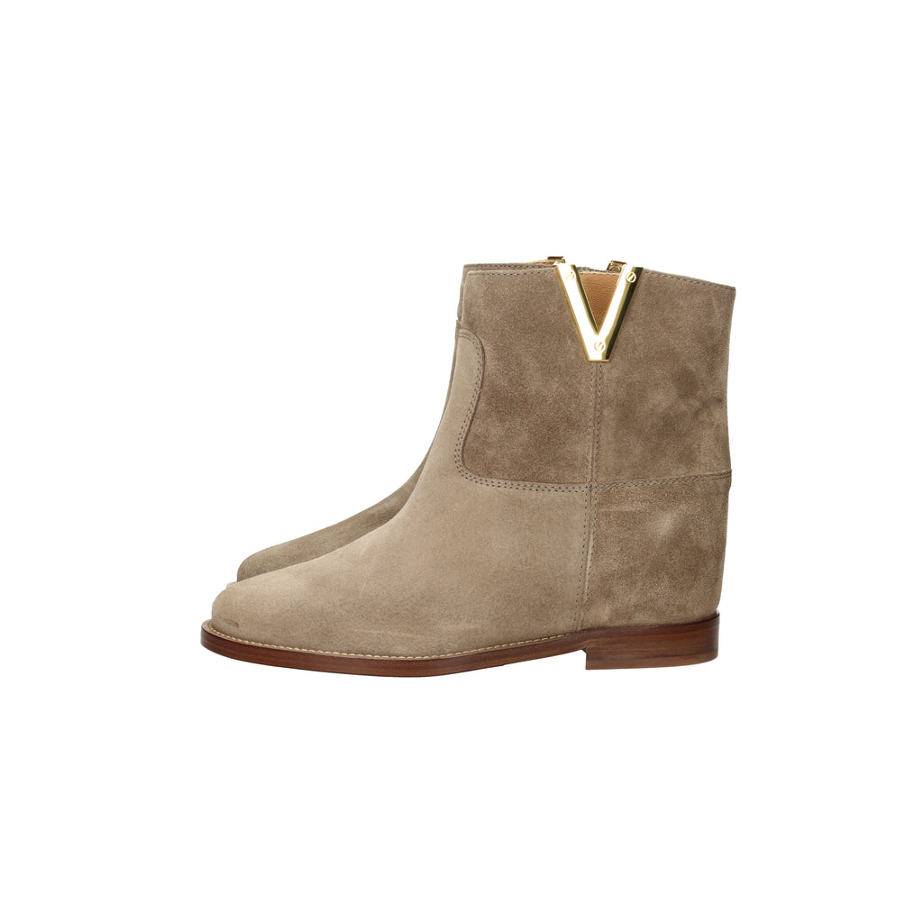 TAUPE | VIA ROMA 15 - D 2576 Tronchetto