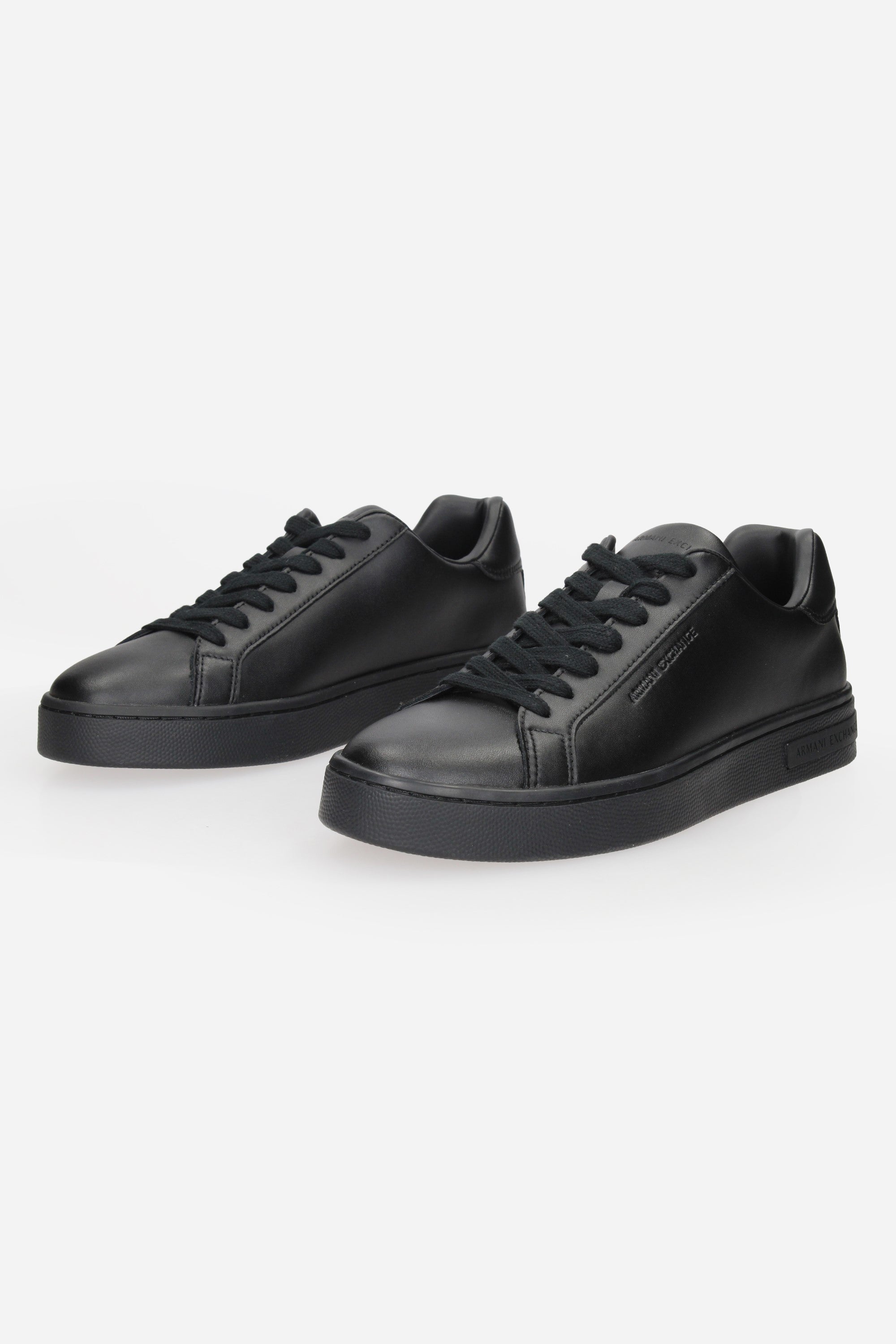 NERO | ARMANI EXCHANGE - U XM000141 Sneakers