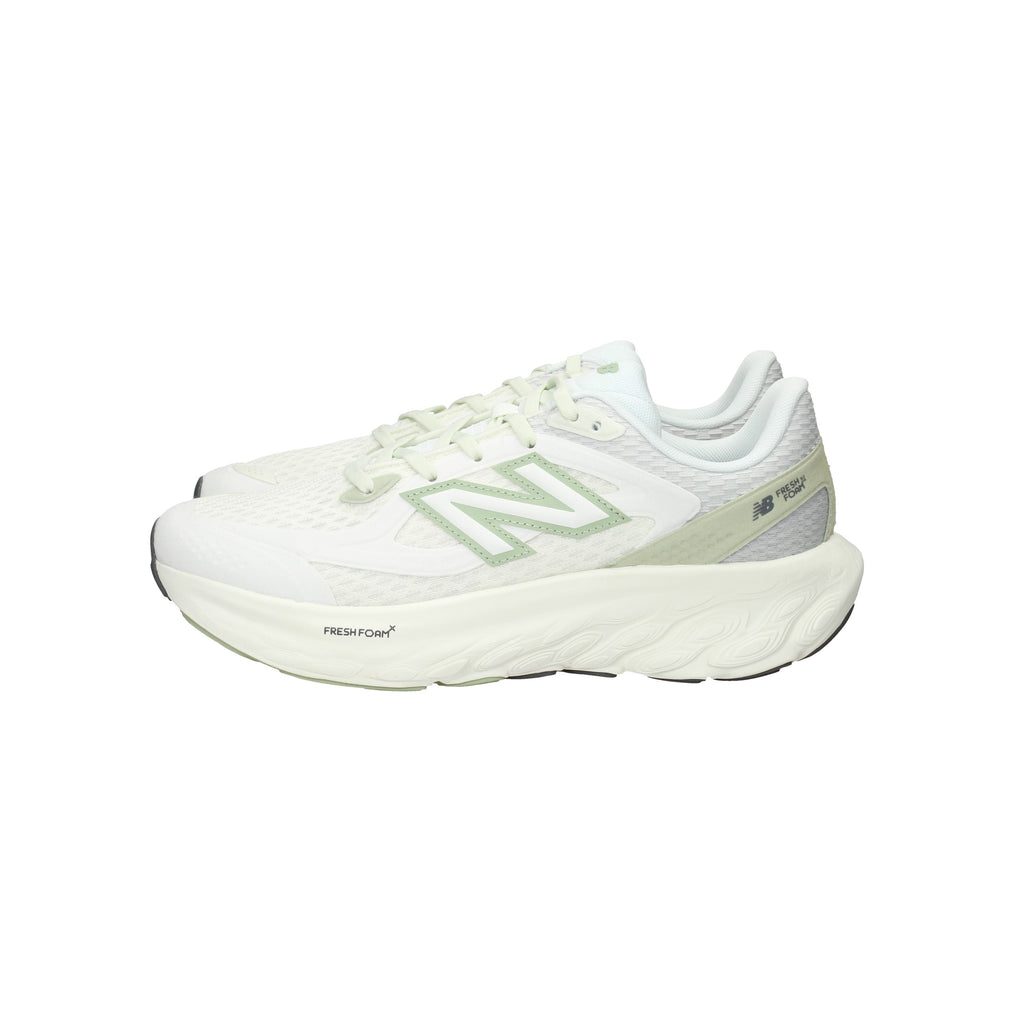 MENTA | NEW BALANCE  - UTRNAF Sneakers