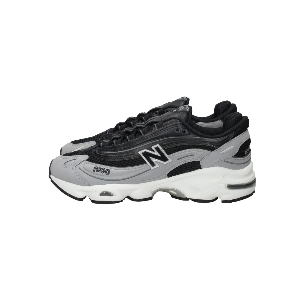 NERO | NEW BALANCE  - U M 1000 A Sneakers