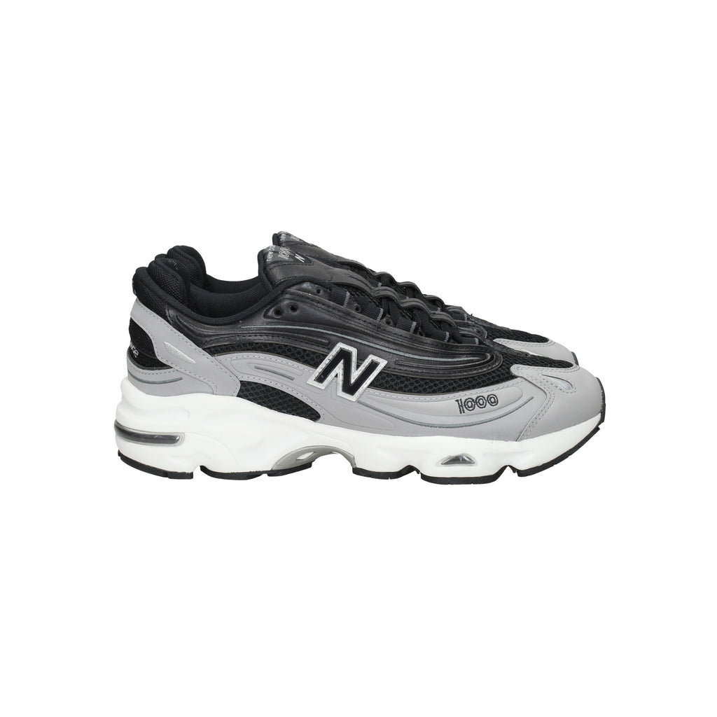 NERO | NEW BALANCE  - U M 1000 A Sneakers