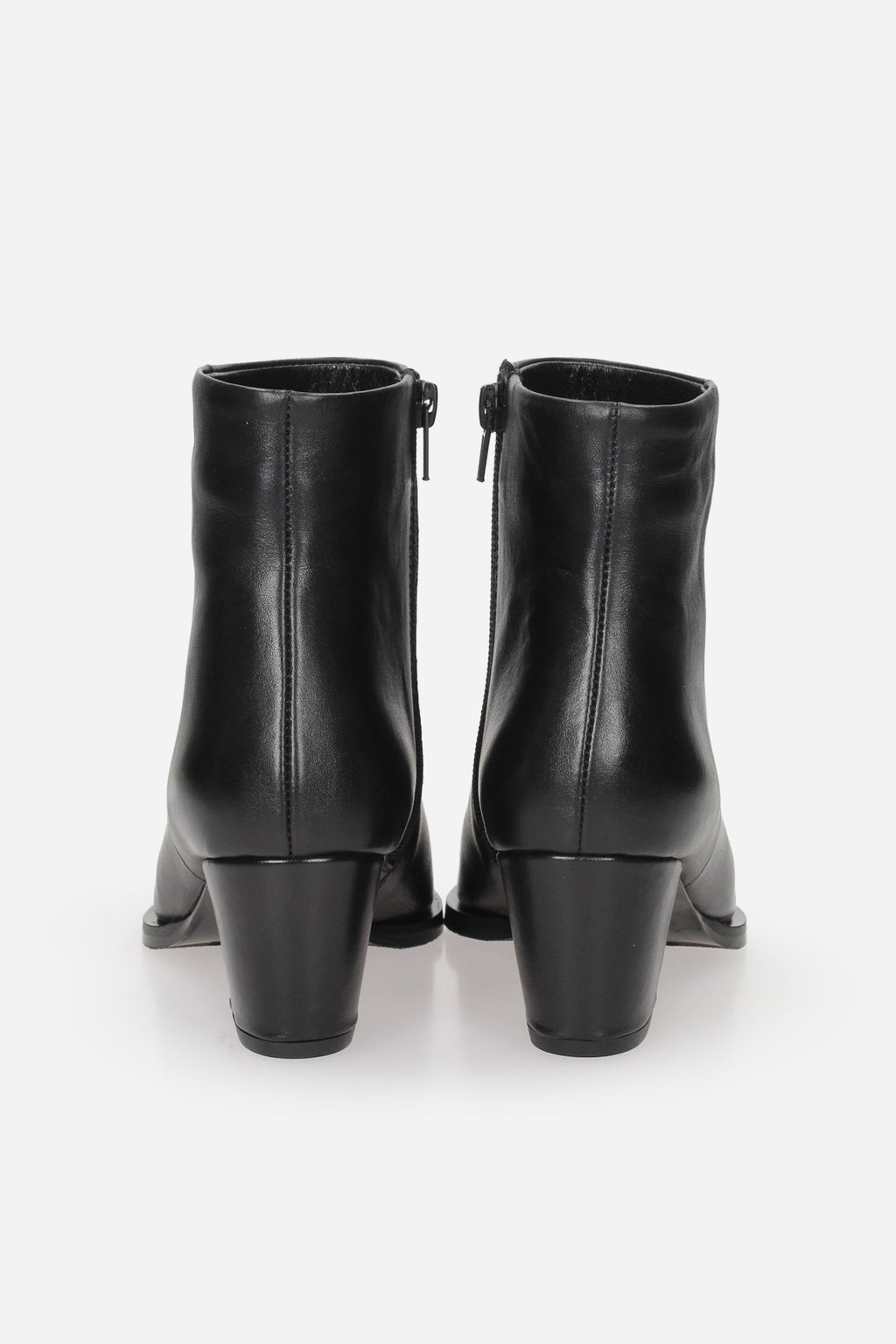 NERO | ALBANO - D 618 Tronchetto