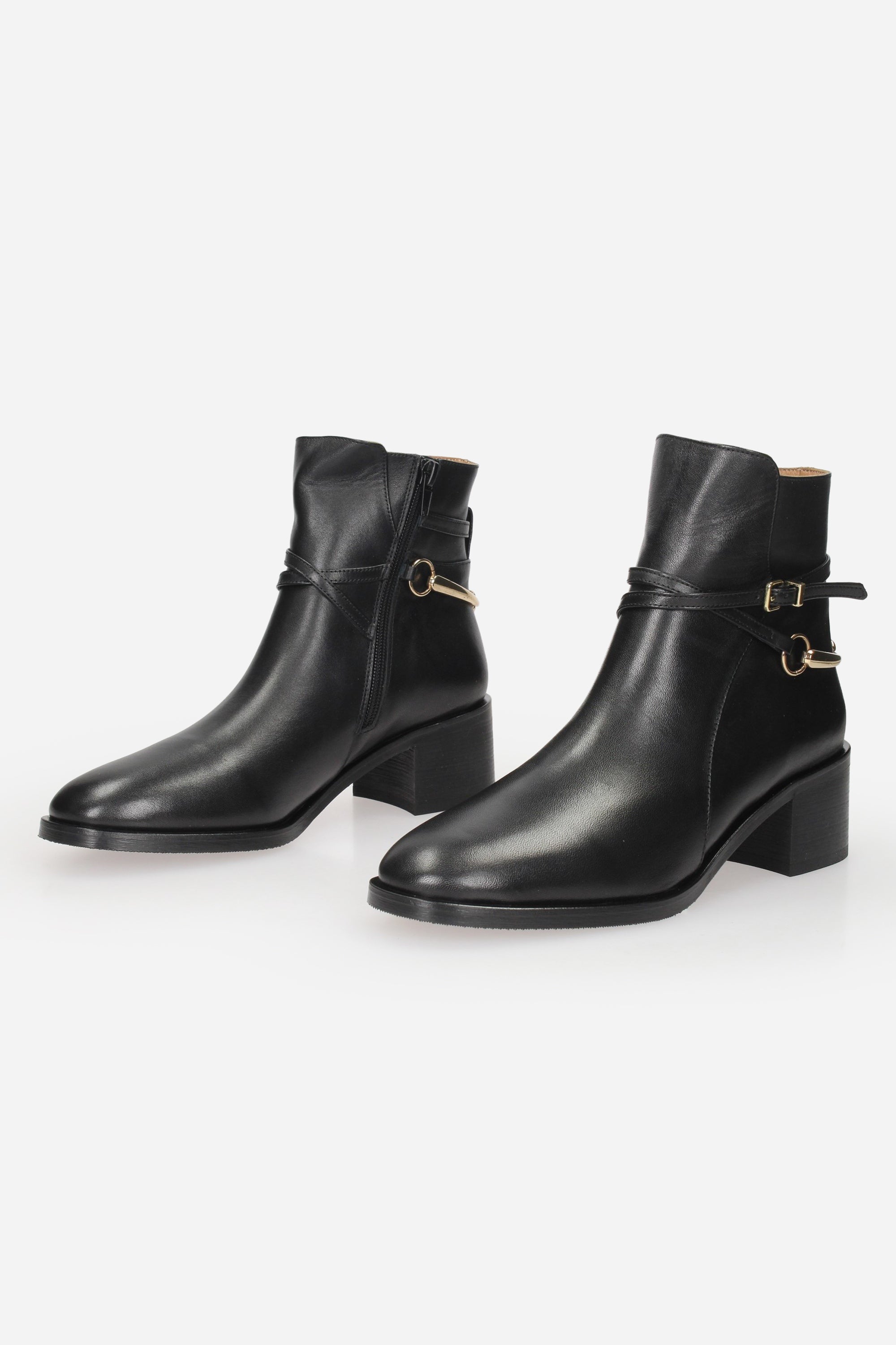 NERO | ALBANO - D 3007 Tronchetto