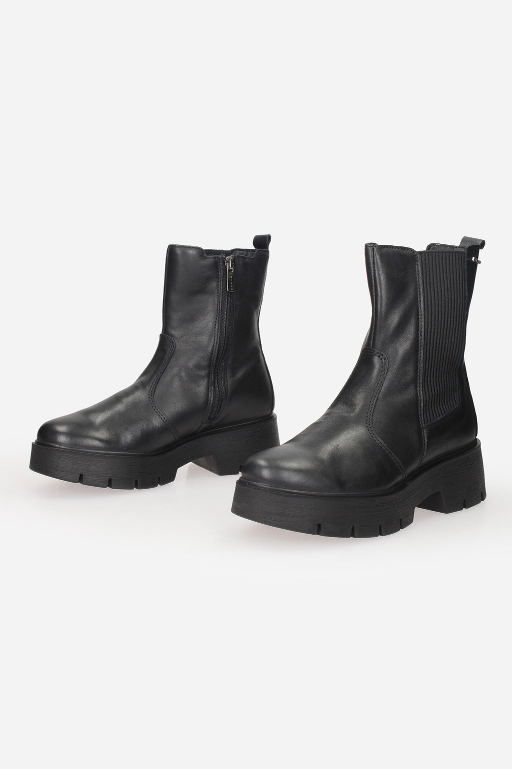 NERO | IGI & CO - D 8665600 Tronchetto