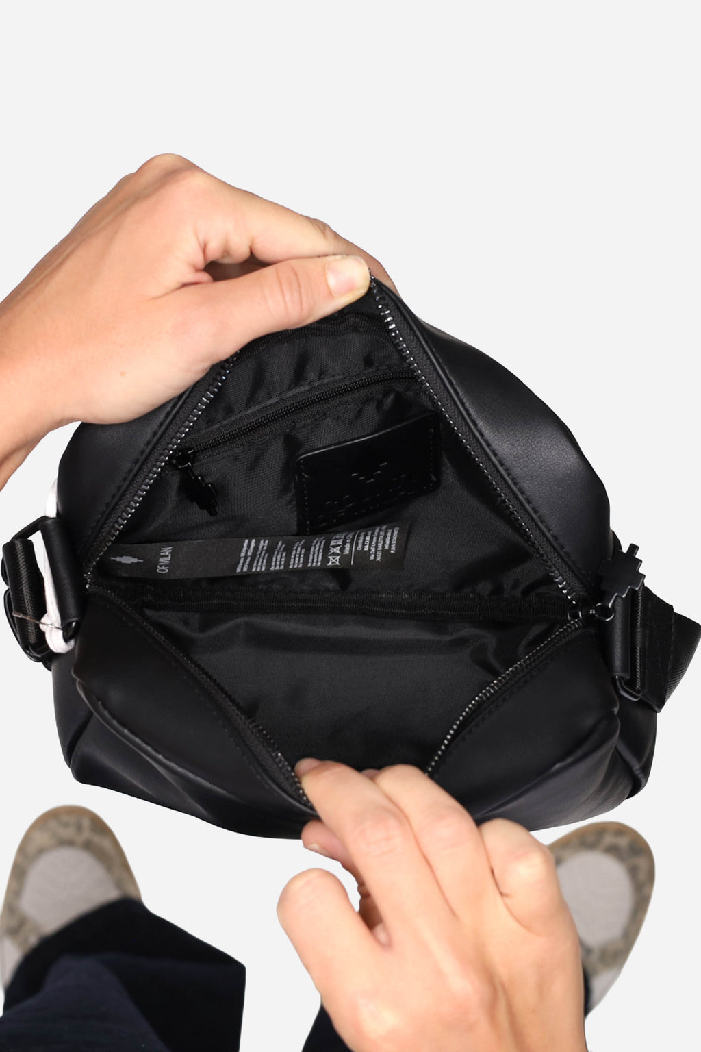 NERO | COUNTY OF MILAN - D COMAF250144 Borsa