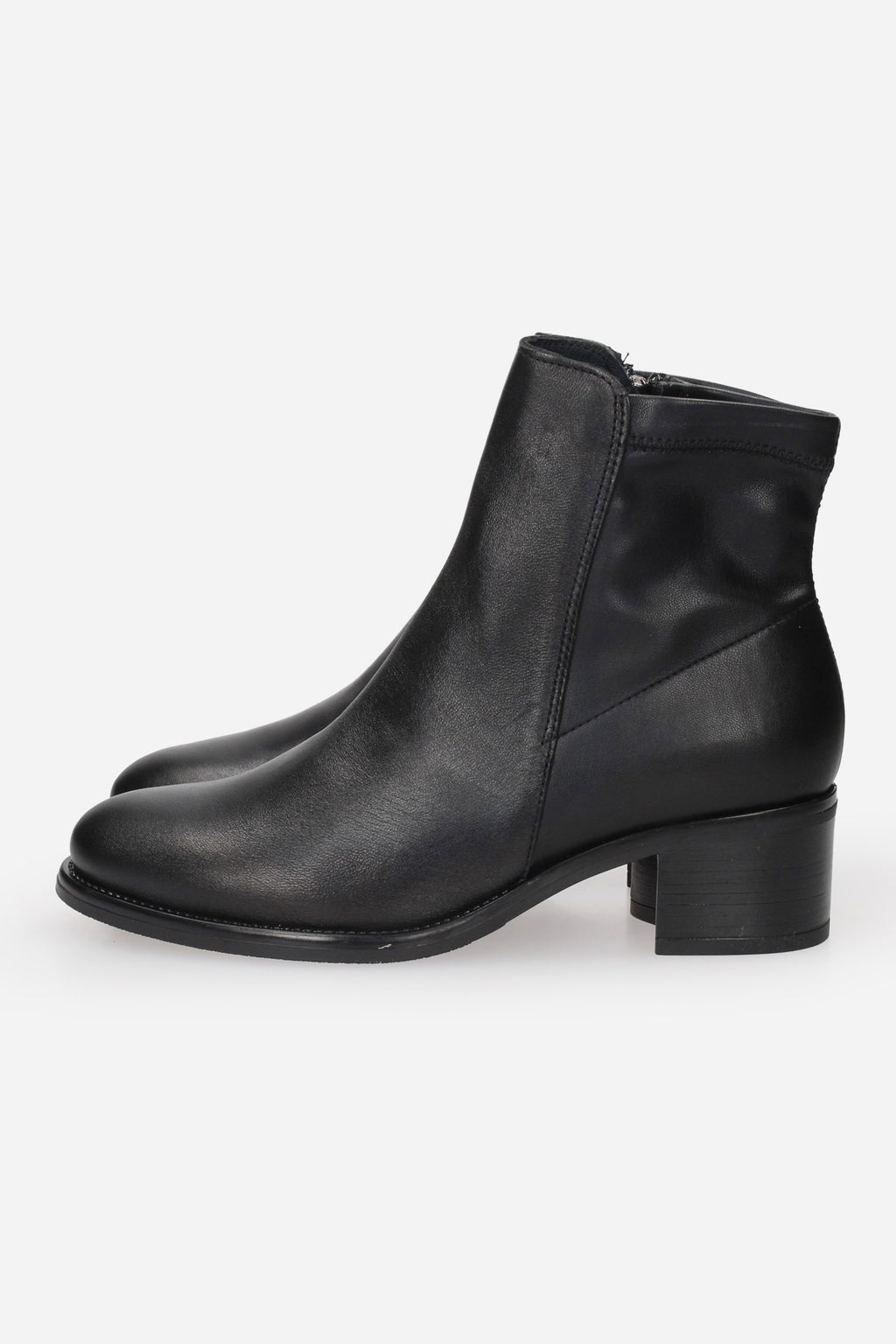 NERO | IGI & CO - D 8687600 Tronchetto