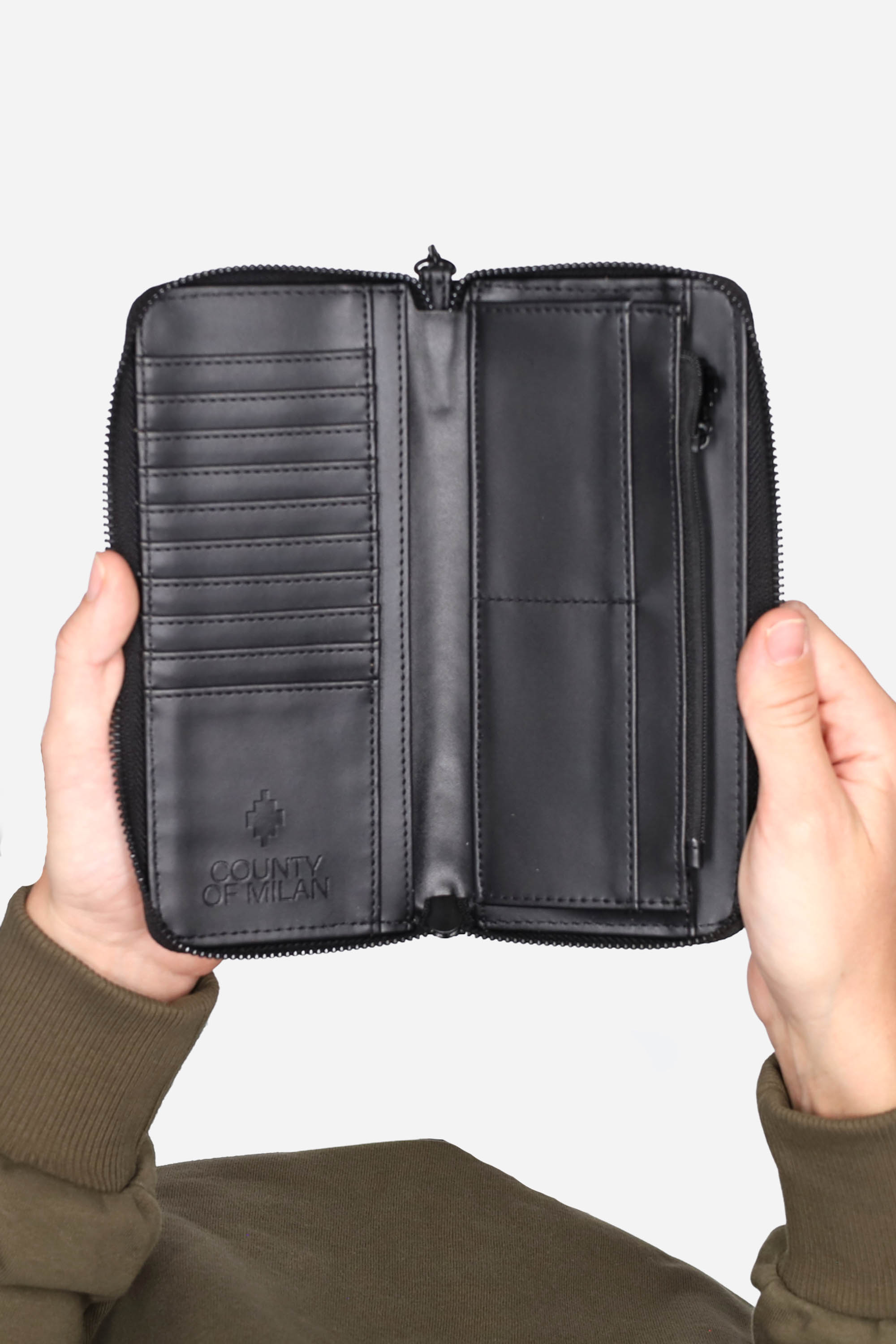 NERO | COUNTY OF MILAN - D COMAF250216 Portafoglio