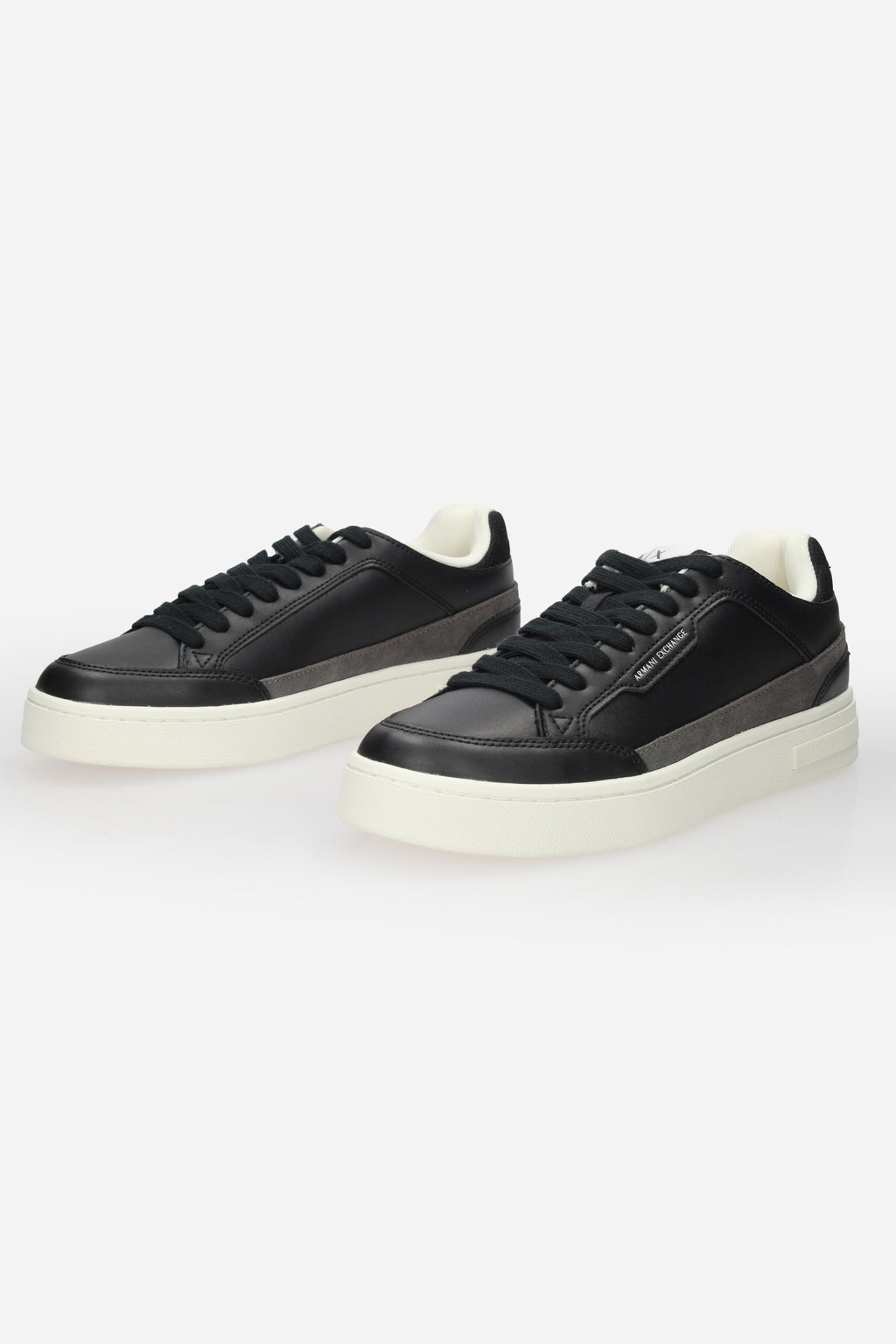 NERO | ARMANI EXCHANGE - U XM001687 Sneakers
