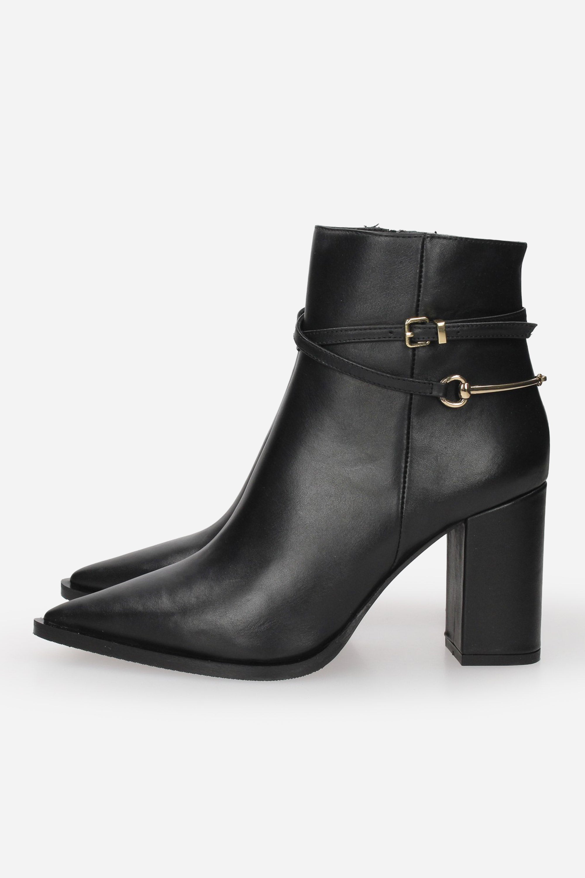 NERO | ALBANO - D 2912 Tronchetto