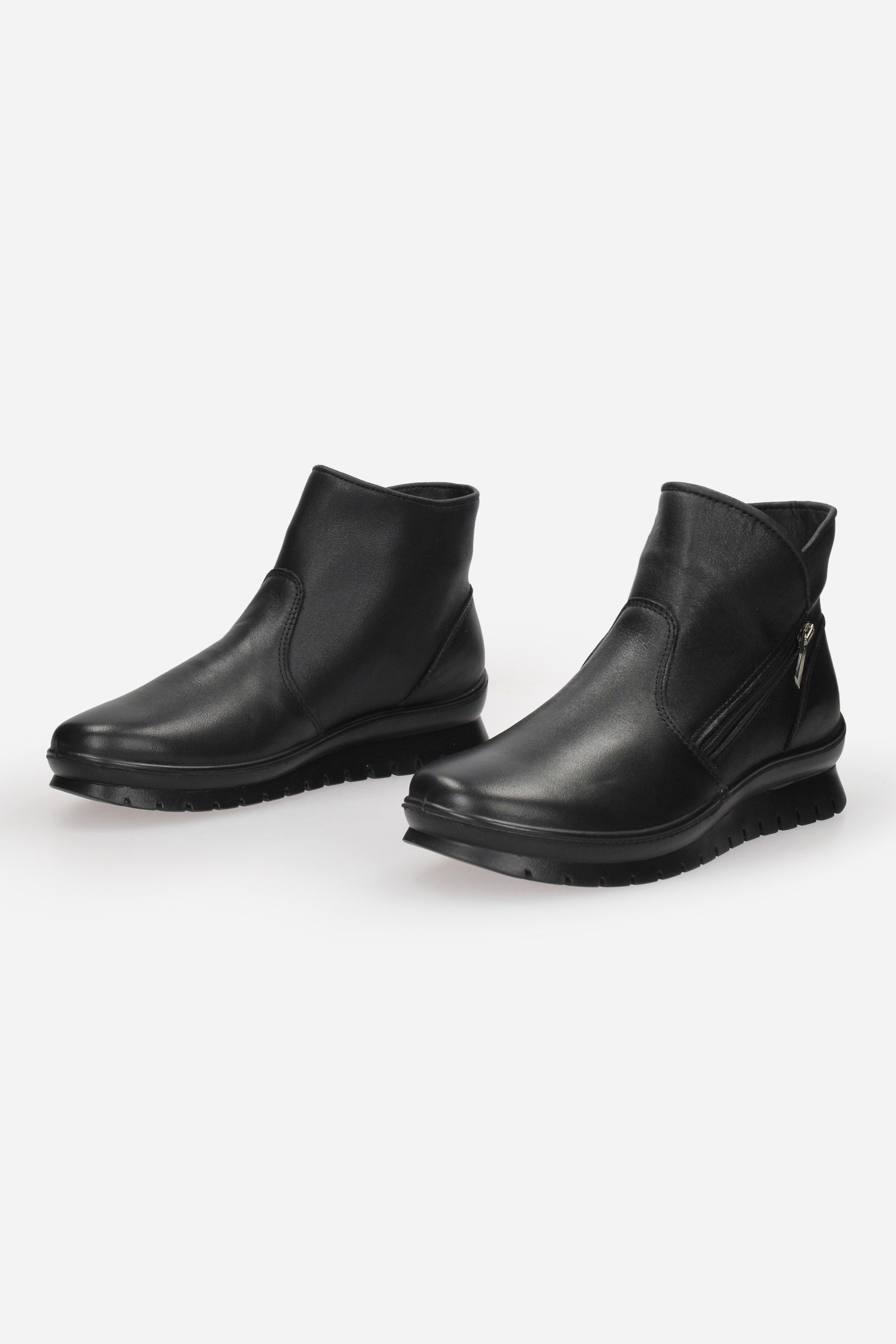 NERO | IGI & CO - D 8658500 Tronchetto