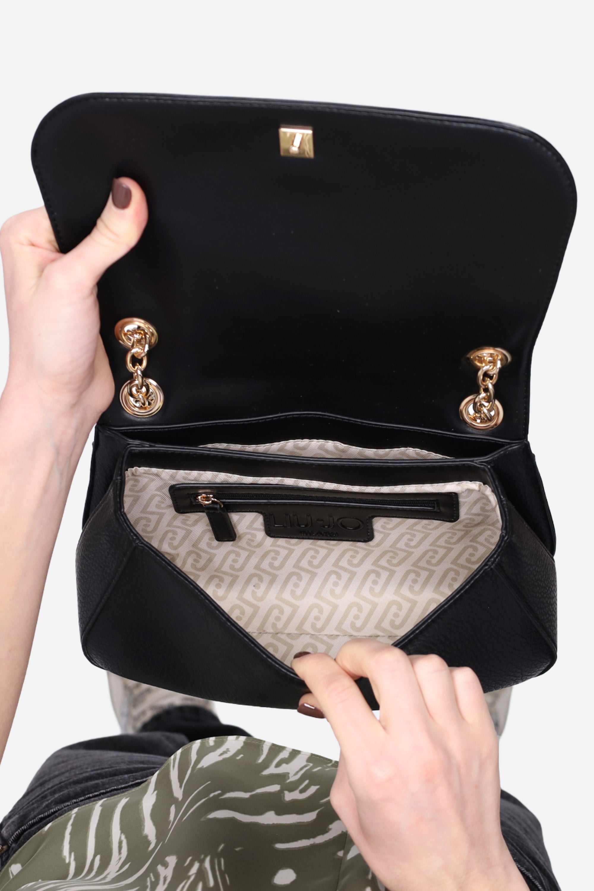 NERO | LIU JO - D AA6108E1109 Borsa