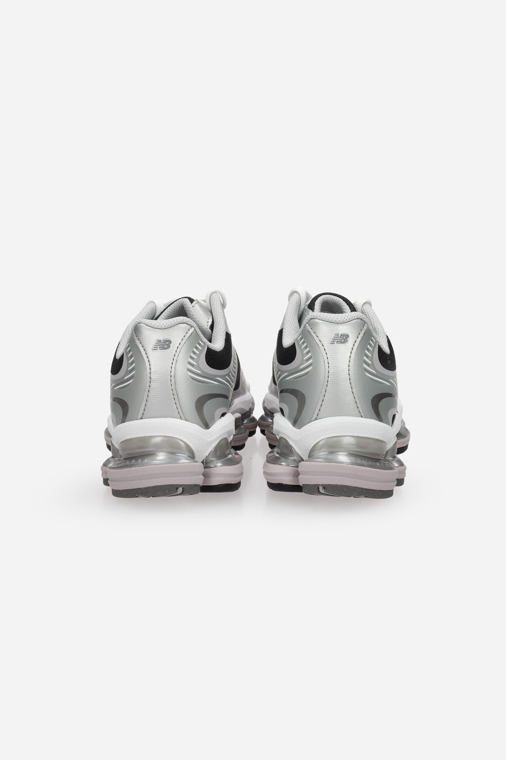 GRIGIO | NEW BALANCE  - U U 2000 3OZ Sneakers