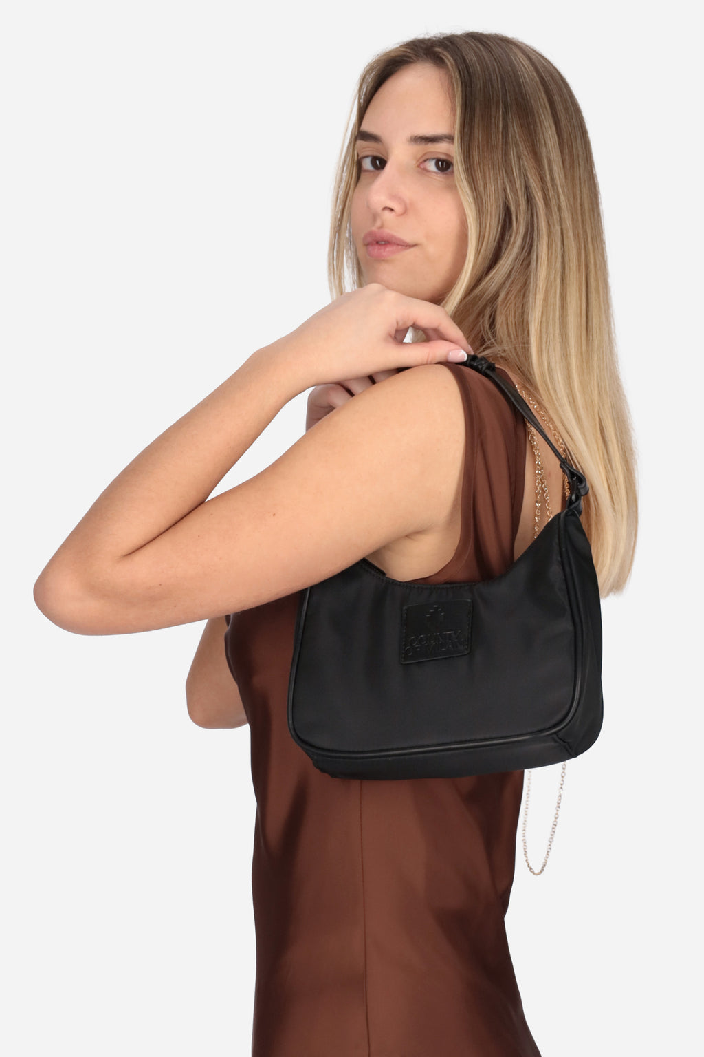 NERO | COUNTY OF MILAN - D COMAS260459 Borsa
