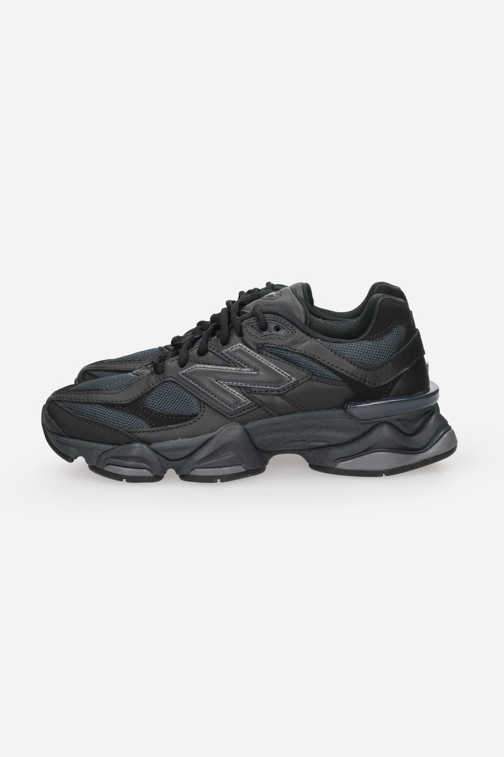 NERO | NEW BALANCE  - U 9060 NRI Sneakers