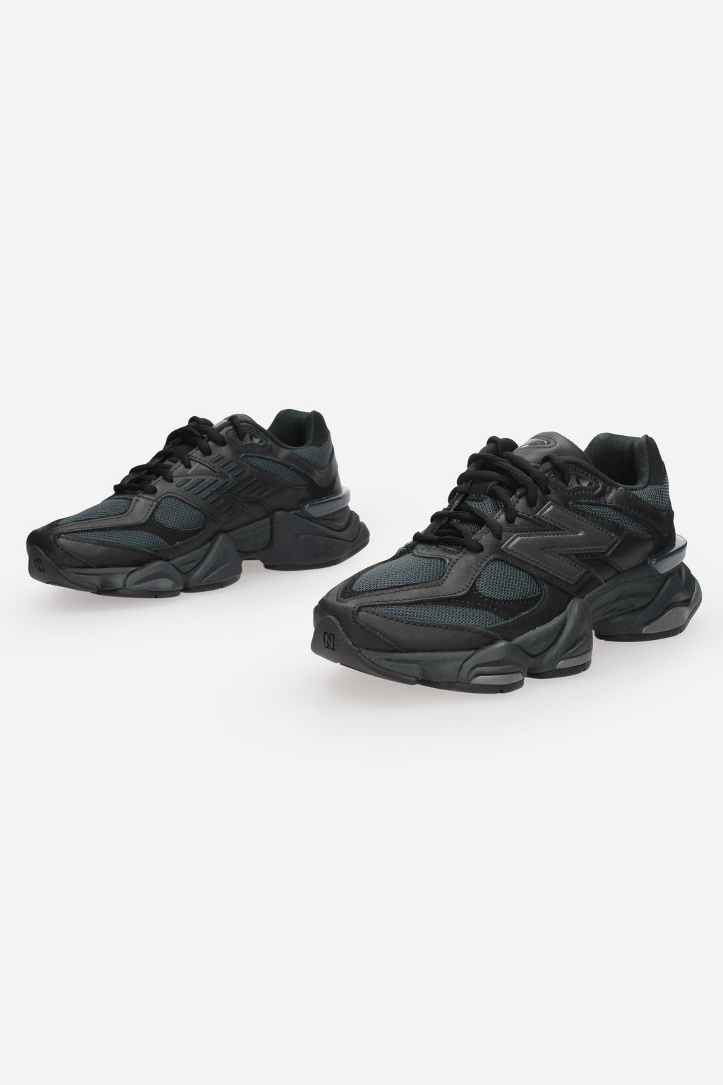 NERO | NEW BALANCE  - U 9060 NRI Sneakers
