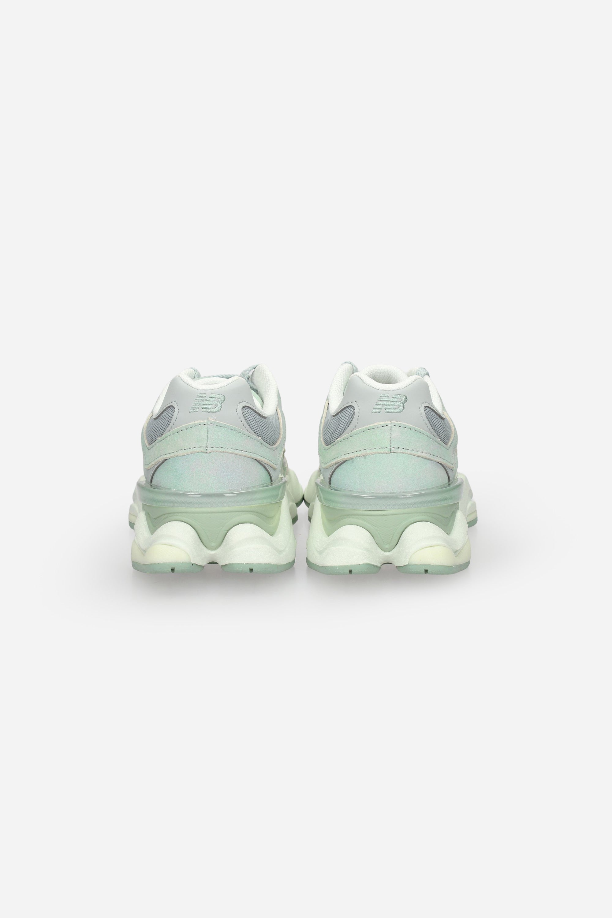 VERDE | NEW BALANCE  - U 9060 8Z4 Sneakers