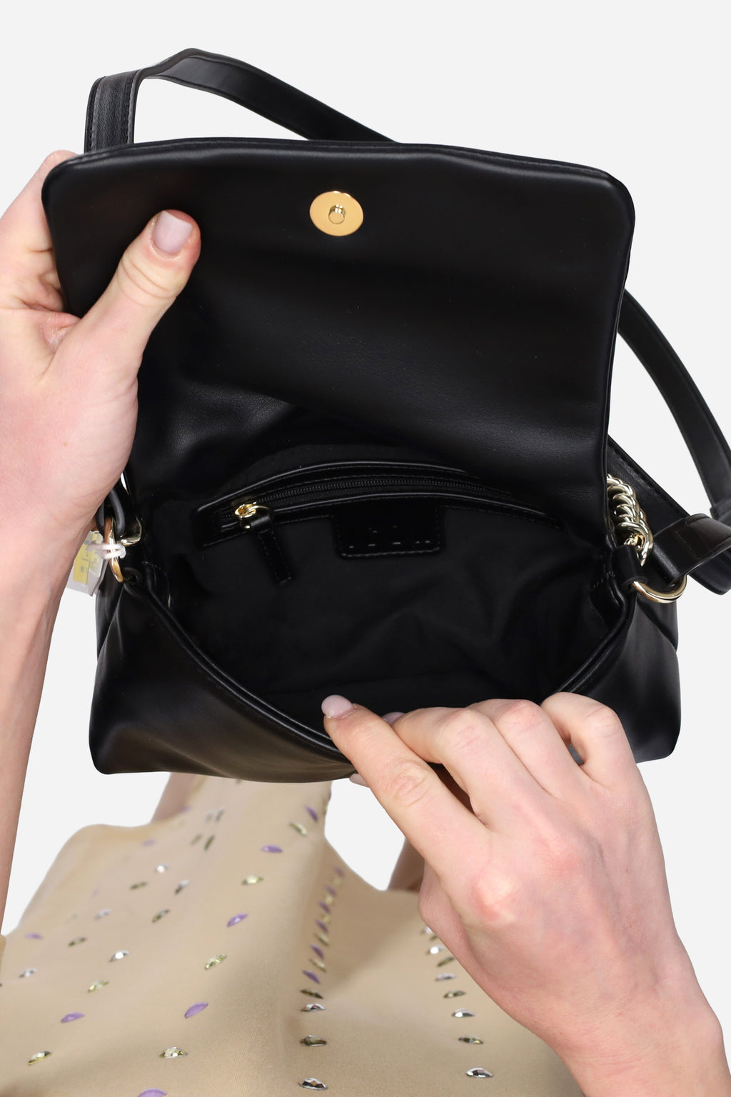 NERO | ICON - D ICBS13A02 Borsa