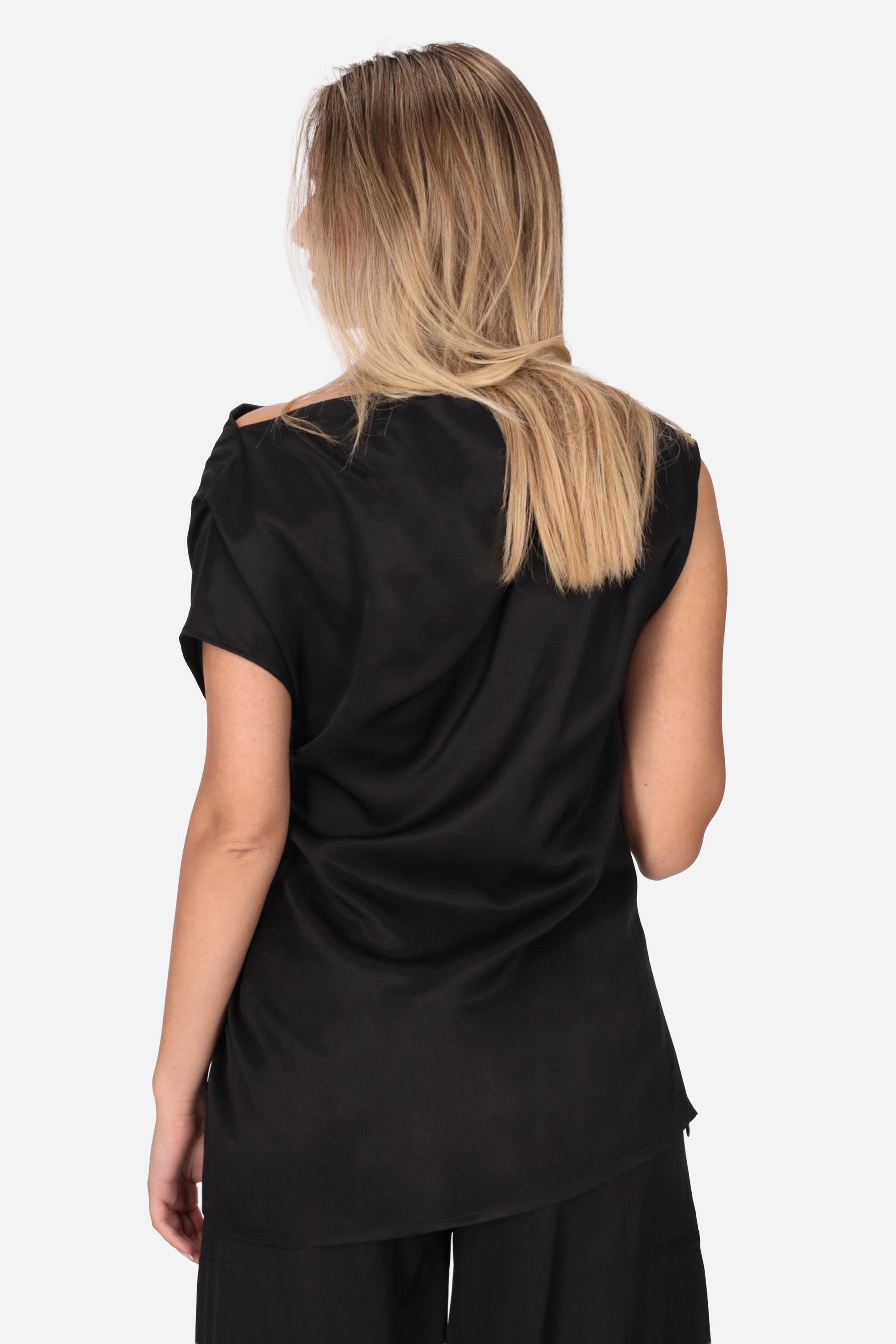NERO | JIJIL - D 26BL206 Blusa