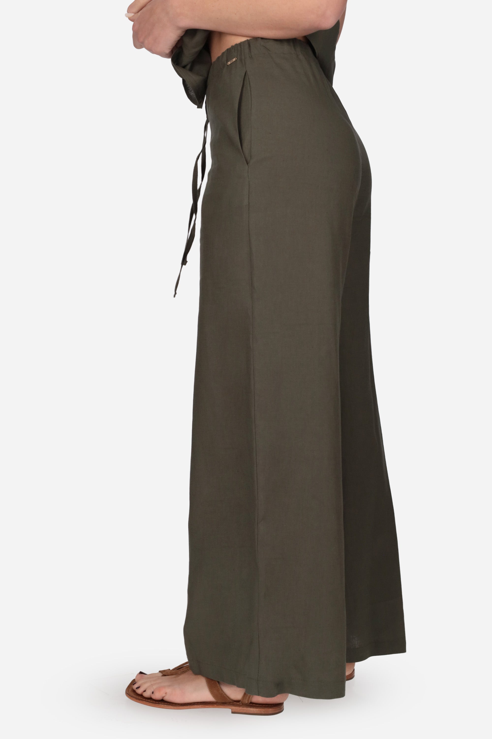 MILITARE | MADEMOISELLE DU MONDE - D MDM130 Completo