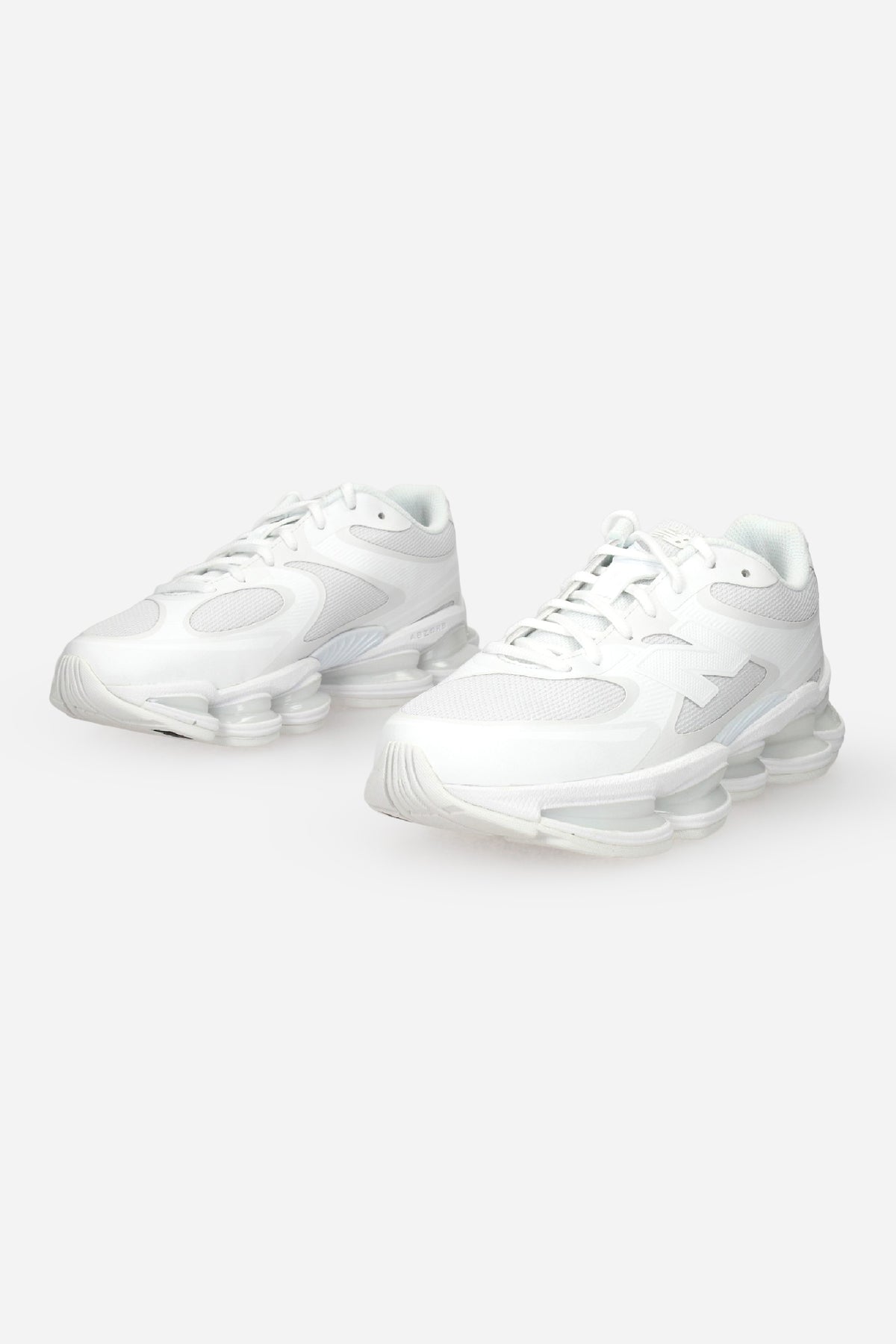 BIANCO | NEW BALANCE  - U 2000 8QM Sneakers