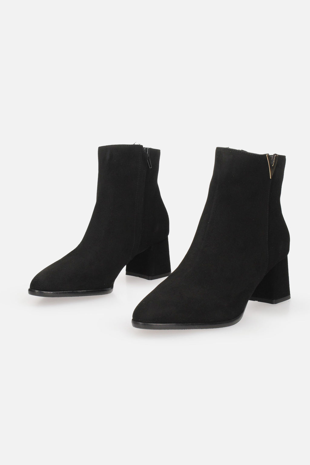 NERO | ALBANO - D 656 Tronchetto