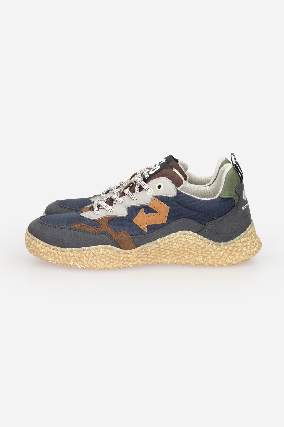 BLU | ID.EIGHT - U HANA Sneakers